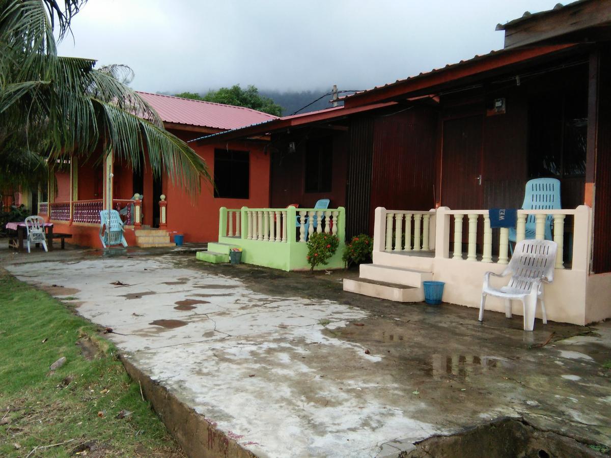 Spc Or Sp Barakah At Abc Air Batang Village Kampong Ayer Batang Exterior foto